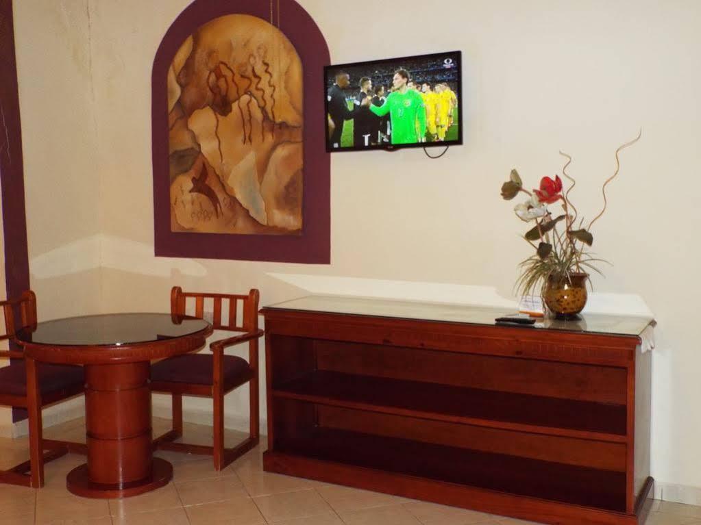 Hotel Marielena Куатросьенегас-де-Карранса Экстерьер фото